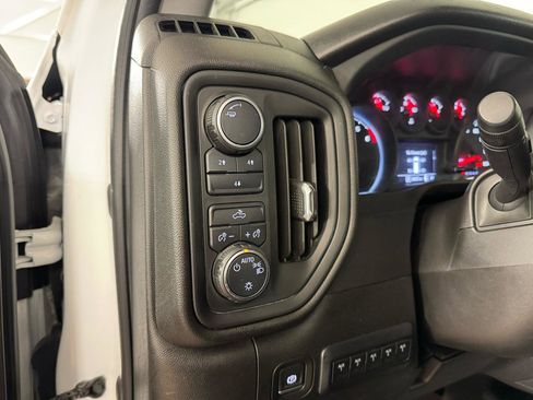Used 2022 Chevrolet Silverado 3500 W/T w/ WT Convenience Package image 17