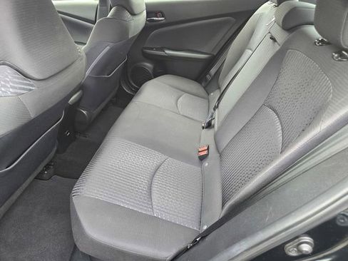 Certified 2017 Toyota Prius Two w/ Carpet Mat Package FWD image 15