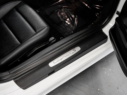 Used 2014 Porsche Cayman S RWD image 23
