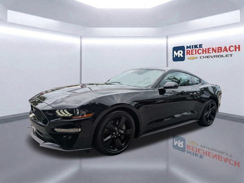 Used 2022 Ford Mustang GT Premium w/ Equipment Group 401A RWD image 8
