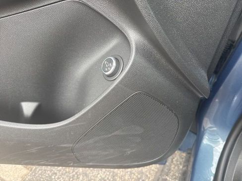 New 2025 Buick Envista Avenir image 16