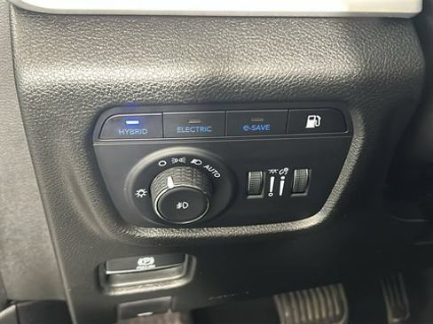 Used 2023 Jeep Grand Cherokee 4WD 4xe image 20