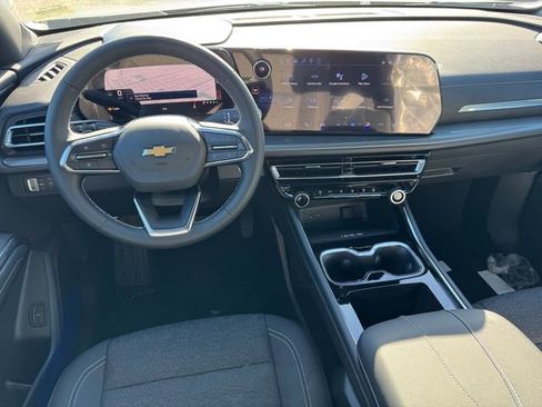 New 2026 Chevrolet Traverse LT w/ Driver Confidence Package image 9