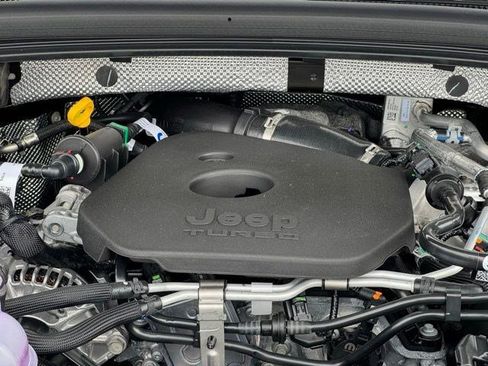 New 2026 Jeep Grand Cherokee L 4WD image 37