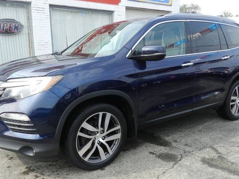Used 2016 Honda Pilot Touring image 3
