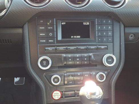 Used 2015 Ford Mustang Coupe w/ Equipment Group 051A image 18