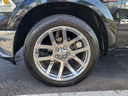 Used 2015 RAM 1500 Limited image 8