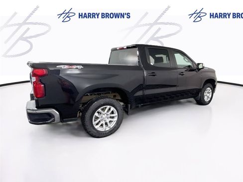 Used 2023 Chevrolet Silverado 1500 LT AWD/4WD image 31