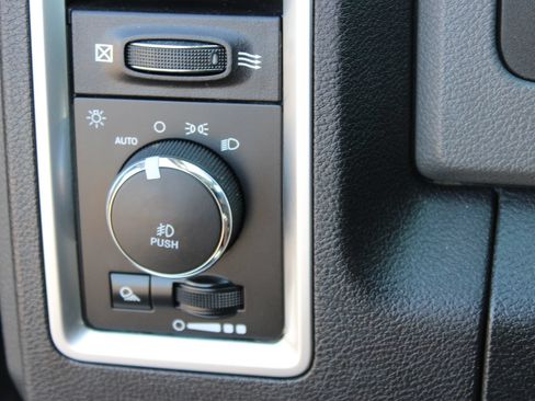 Used 2017 RAM 1500 Big Horn AWD/4WD image 20