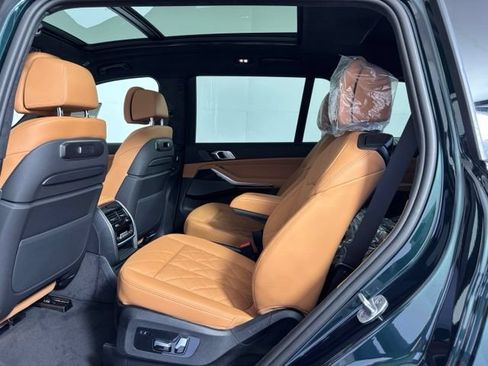 New 2027 BMW X7 xDrive40i w/ M Sport Package AWD/4WD image 14