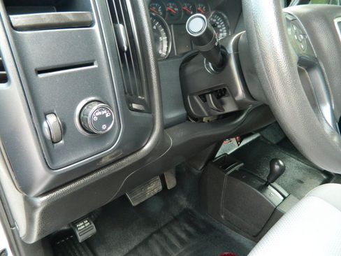 Used 2019 GMC Sierra 1500 Limited w/ Sierra Convenience Package AWD/4WD image 16