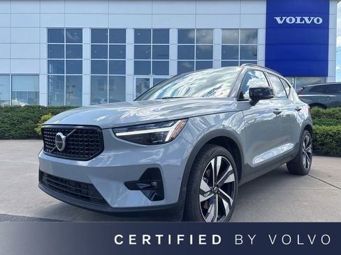 Used 2024 Volvo XC40 B5 Ultimate w/ Protection Package Premier AWD/4WD image 1