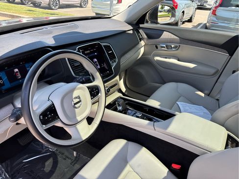 Used 2024 Volvo XC90 B6 Plus AWD/4WD image 22