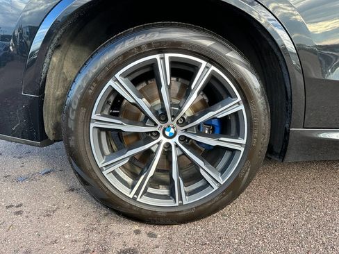 Used 2019 BMW X5 xDrive50i w/ M Sport Package AWD/4WD image 40