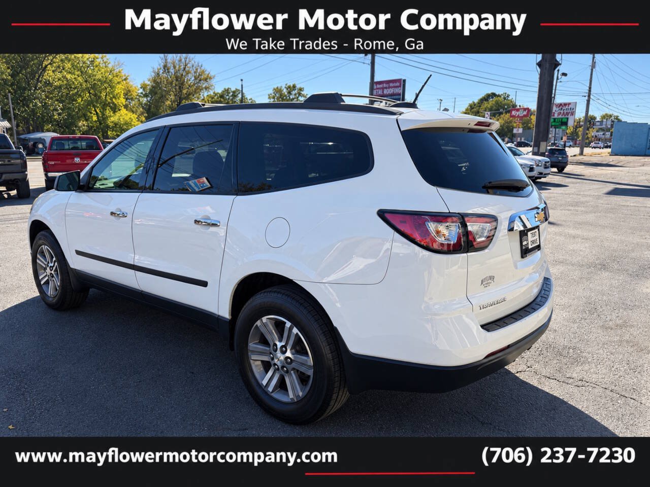 Used 2017 Chevrolet Traverse LS FWD image 5