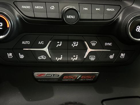 Used 2016 Chevrolet Corvette Z06 w/ 2LZ Preferred Equipment Group image 26