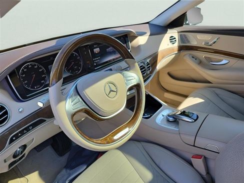 Used 2015 Mercedes-Benz S 550 Sedan w/ Premium 1 Package image 18