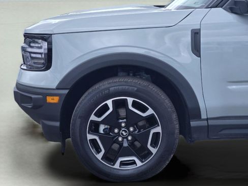 Certified 2024 Ford Bronco Sport Outer Banks AWD/4WD image 8