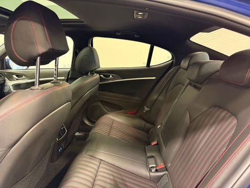 Used 2025 Genesis G70 3.3T Advanced image 22