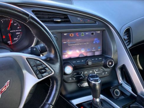 Used 2017 Chevrolet Corvette Stingray Coupe image 6