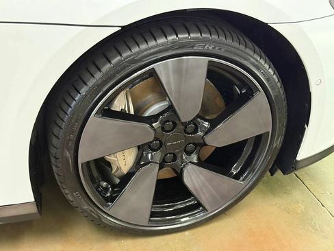 Used 2023 Lucid Air Touring AWD/4WD image 34