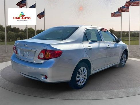Used 2009 Toyota Corolla Sedan 4D image 5