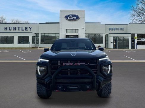 Used 2023 GMC Canyon AT4X w/ Edition 1 AWD/4WD image 2