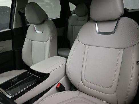 New 2026 Hyundai Tucson Limited image 24