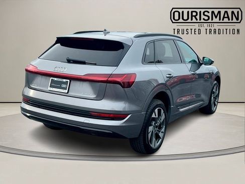 Used 2021 Audi e-tron Premium w/ Convenience Plus Package image 7