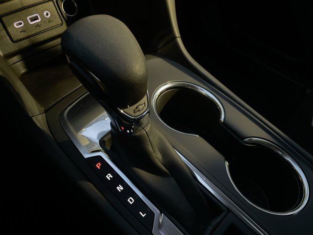 Certified 2023 Chevrolet Equinox LS FWD image 19