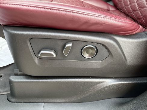 Used 2026 Cadillac Escalade Sport image 14