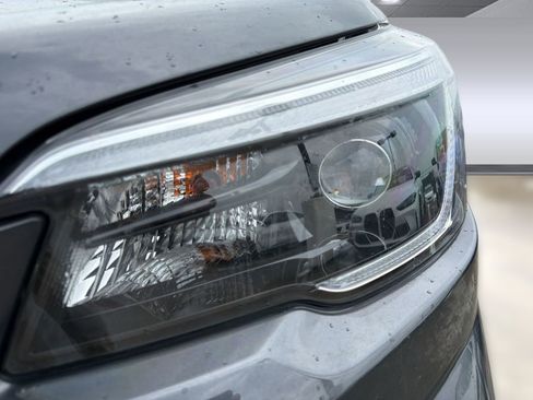 Used 2021 Subaru Forester Touring w/ Popular Package #2 AWD/4WD image 9