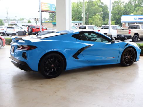 Used 2023 Chevrolet Corvette Stingray Premium Cpe w/ Z51 Performance Package RWD image 11