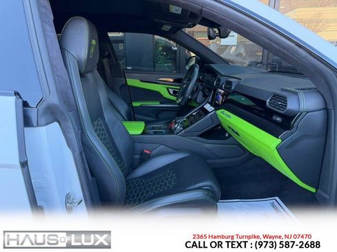 Used 2022 Lamborghini Urus image 28
