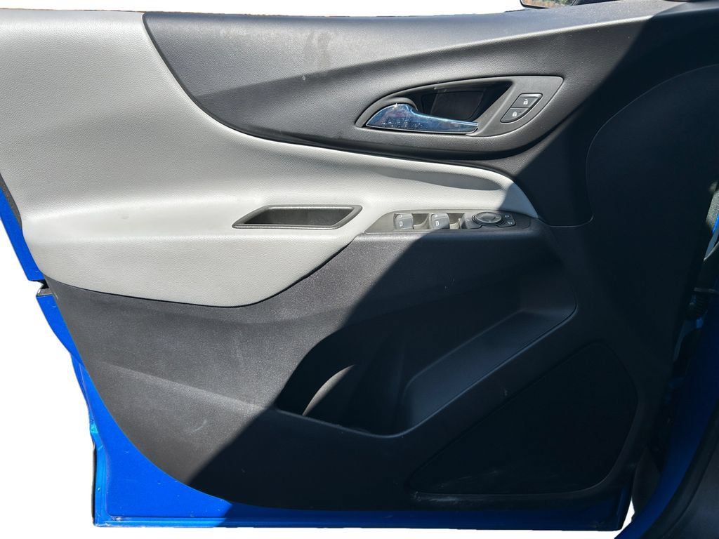 Used 2024 Chevrolet Equinox LS w/ LS Convenience Package FWD image 21