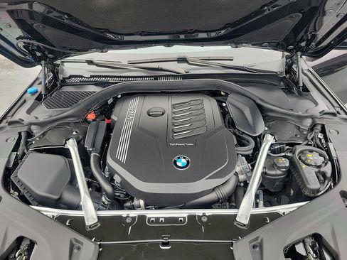 Used 2024 BMW 840i Convertible w/ Driving Assistance Package RWD image 30