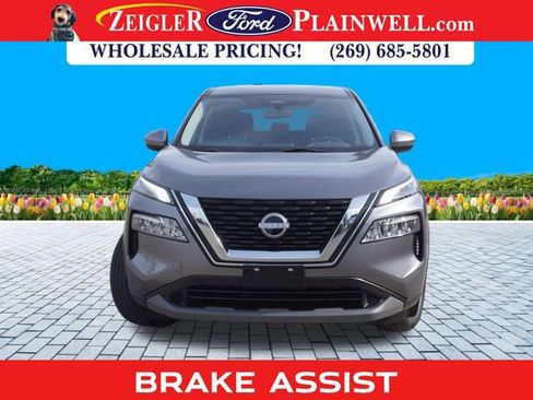 Used 2022 Nissan Rogue SV image 8