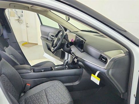 New 2026 Nissan Kicks SV w/ Cold Weather Package AWD/4WD image 37