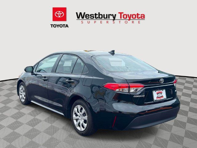 Used 2026 Toyota Corolla LE FWD image 11