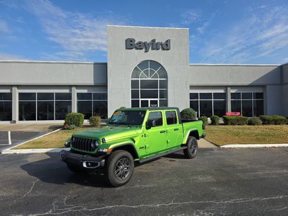 New 2025 Jeep Gladiator Sport