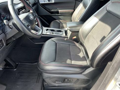 Certified 2024 Ford Explorer ST-Line w/ Class IV Trailer Tow Package AWD/4WD image 20