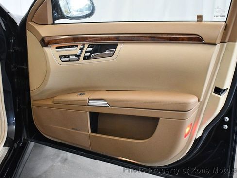 Used 2008 Mercedes-Benz S 550 4MATIC image 14