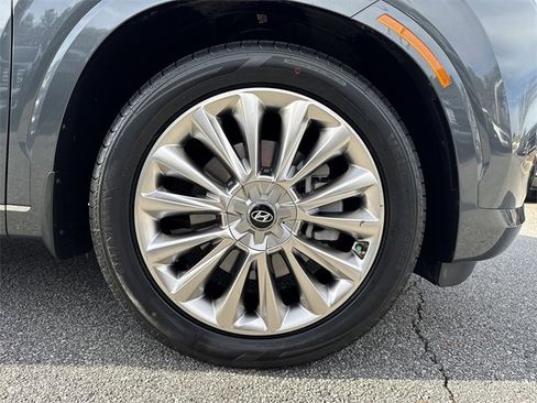 Used 2020 Hyundai Palisade Limited image 12