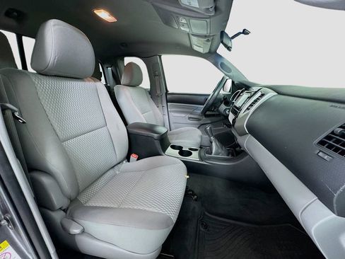 Used 2015 Toyota Tacoma 4x4 Access Cab w/ SR5 Package image 21