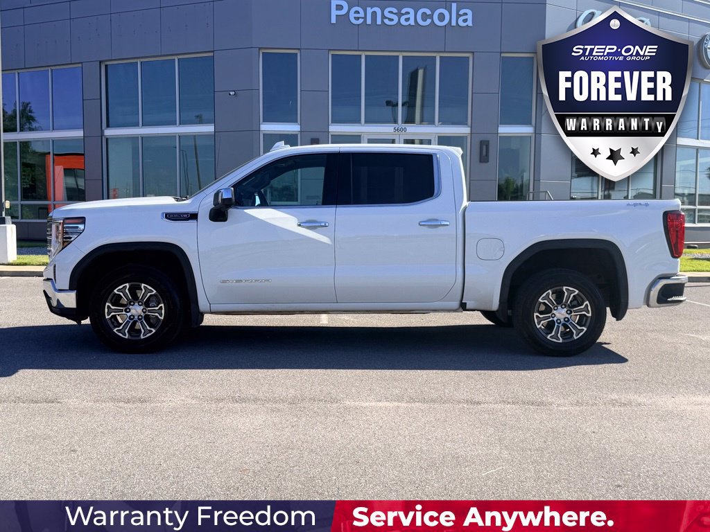 Used 2025 GMC Sierra 1500 SLT AWD/4WD image 3