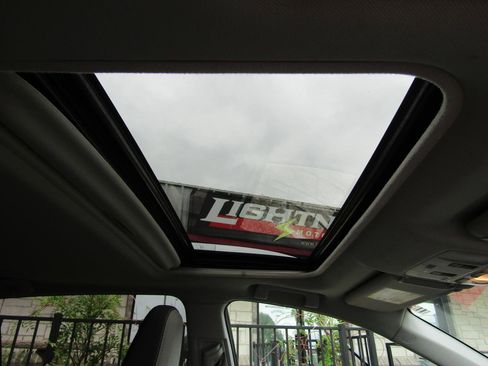 Used 2015 Toyota RAV4 XLE FWD image 8