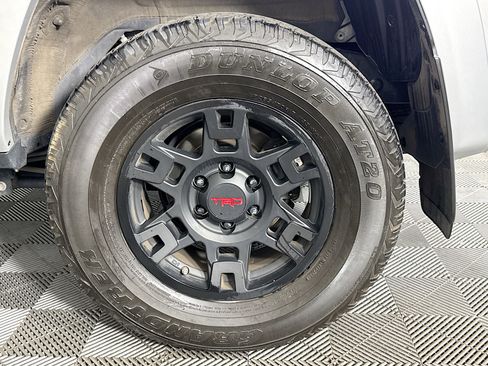 Used 2021 Toyota 4Runner TRD Off-Road Premium w/ Moonroof Package image 36