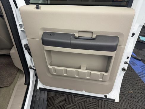 Used 2008 Ford F350 XLT RWD image 5