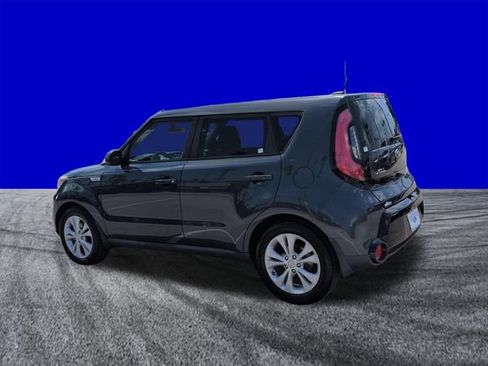 Used 2016 Kia Soul + FWD image 6