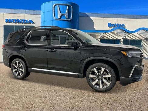 New 2025 Honda Pilot Touring image 17